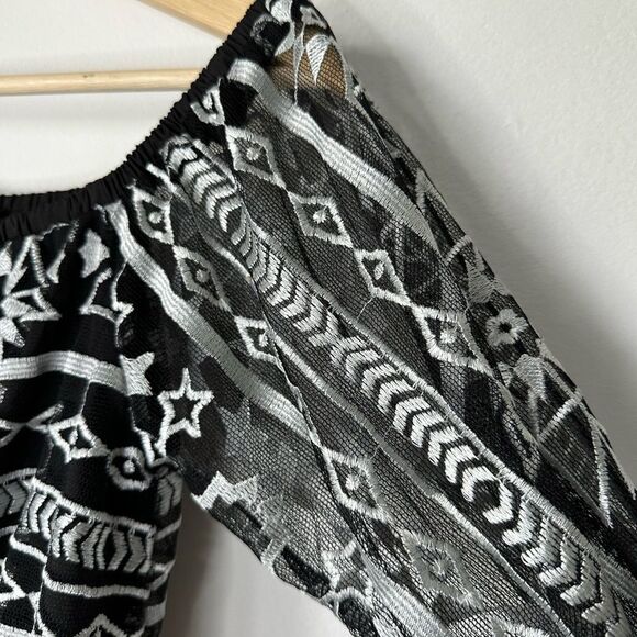 Jen's Pirate Booty Embroidered Long Sleeve Metallic Silver Off Shouder Top Boho - Picture 4 of 5